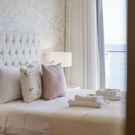 The Ocean Gaze By Homie Фуншал