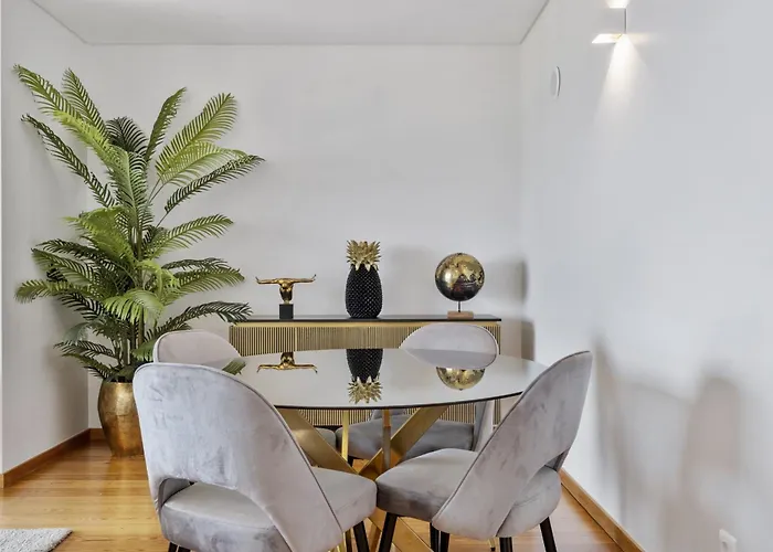 The Ocean Gaze By Homie *