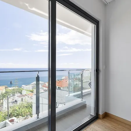 The Ocean Gaze By Homie