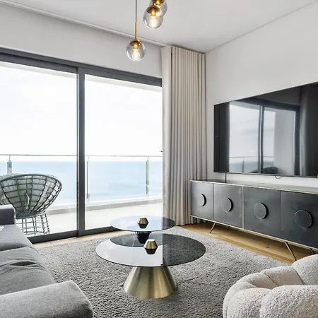 The Ocean Gaze By Homie Apartment *